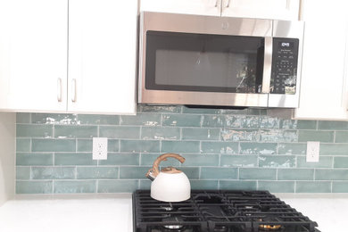 Trendy kitchen photo