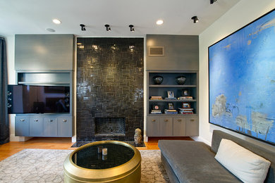 Photo of a modern family room in Baltimore.