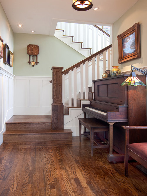 Craftsman Staircase Design Ideas, Remodels & Photos
