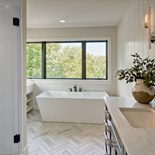 Bend master bath