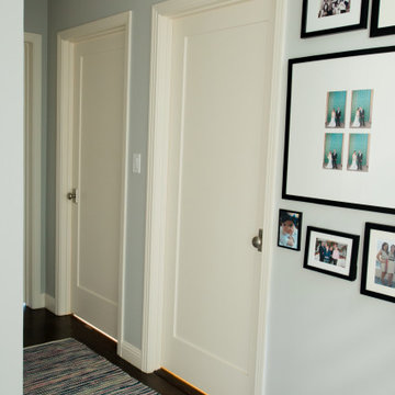 Alberta Ave: Hallway