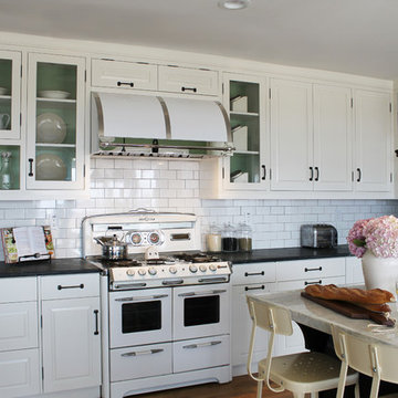 Revitalized Retro Kitchen
