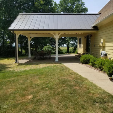 17x26' Covered Porch and exposed aggregate patio