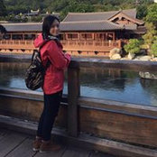 Zara Lo's photo