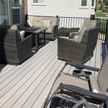 New Composite Deck Creates Space for Outdoor Entertaining