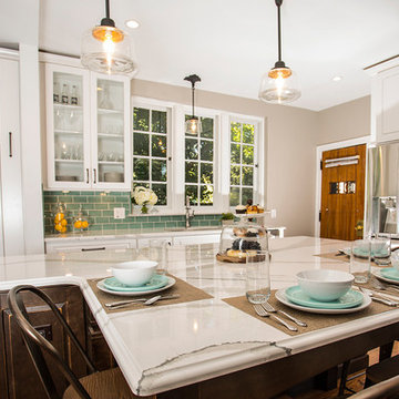 Whiskey Smash Contemporary Kitchen (Detroit, MI)