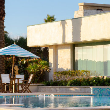 Free Form Oceanfront Pool with Infinity Edge