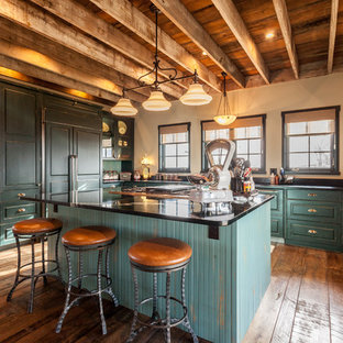 75 Most Popular Rustic Kitchen with Green Cabinets Design Ideas for ...