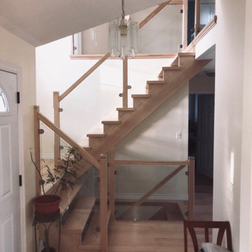 Genesis staircase with glass