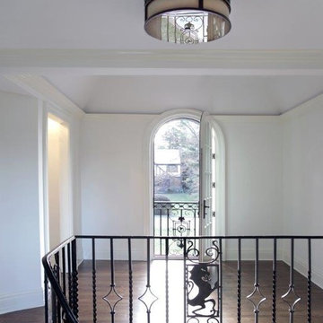 Transitional Front Lookout / Stair Loft