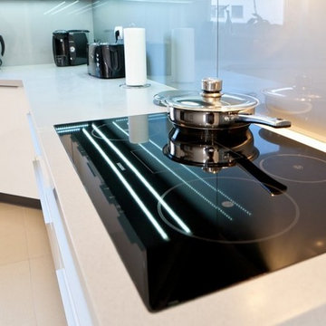 White High Gloss Kitchen
