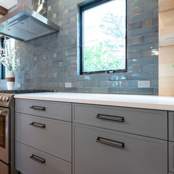 Contempoary Caesarstone Kitchen