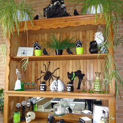 Halloween tablescape and hutch - Holiday Decorations