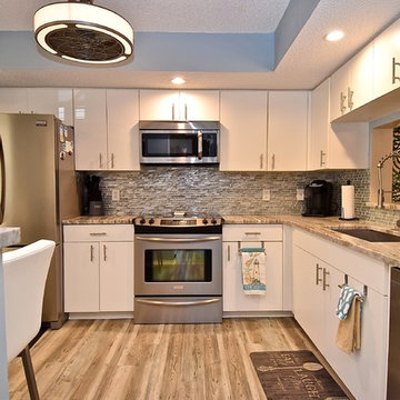 2/2 Turnkey Englewood FL Condo - Sarasota Real Estate Photographer Rick Ambrose