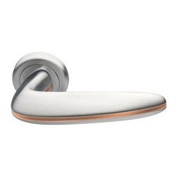 Carmen Handle by Manital - Door Hardware