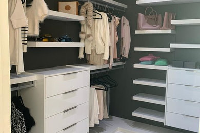 Design ideas for a modern storage and wardrobe in Miami.