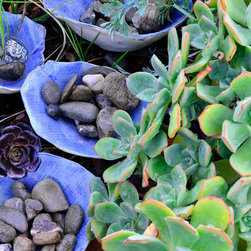 Mariposa Gardening & Design, LLC - Knee Pots - Garden Statues And Yard Art
