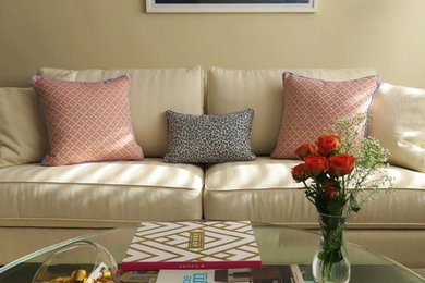 Transitional living room photo in New York