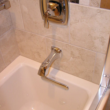Bathroom featuring Porcelain Tile