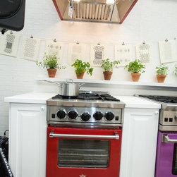 2014 Architectural Digest Show - Gas Ranges And Electric Ranges