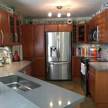 Modern Backsplash With Unique Pattern Designs GIve A Cozy Feel