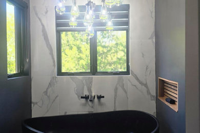Example of a bathroom design in Other