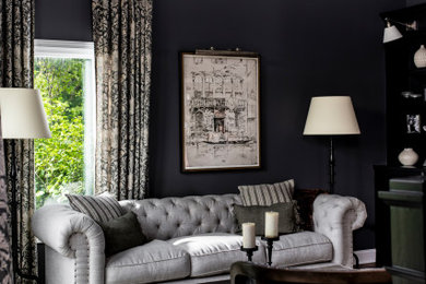 Inspiration for a transitional home design remodel in Detroit