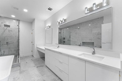 Inspiration for a modern bathroom remodel in Dallas