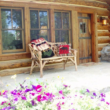Lost Creek - National Park Style Cabin