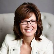Julie Perkins's photo