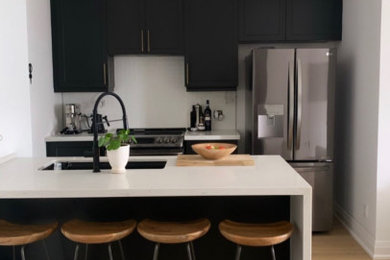 Inspiration for a small modern kitchen remodel in Toronto