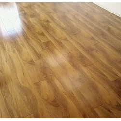 12mm HDF Laminate - Aged Hickory - Products