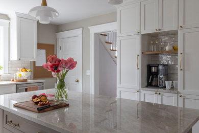 Example of a kitchen design in Boston