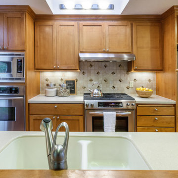 Lake Hills Charmer -Bellevue, Wa USA