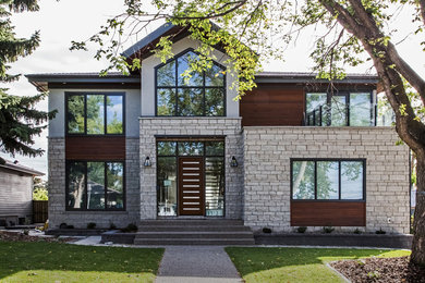 Inspiration for a contemporary exterior in Calgary.