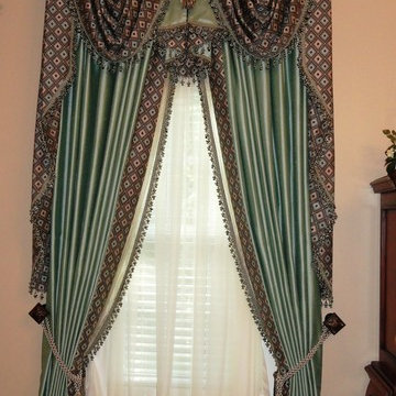 Arch window treatment