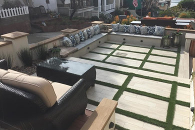 Photo of a contemporary landscaping in San Diego.