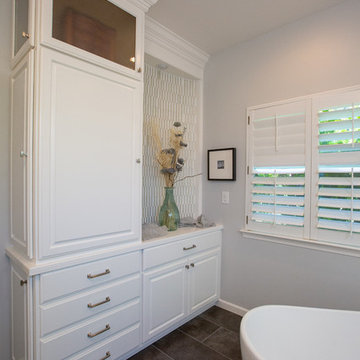 Beautiful Bathroom Remodel in Oakdale (bathCRATE Country Oak Court)