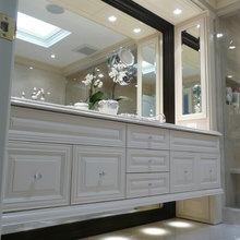Griffey - Vermilion Bathroom