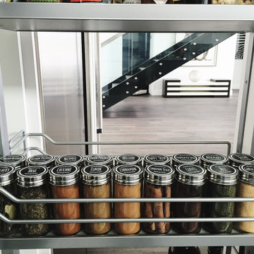 Kitchen / Pantry Organizing