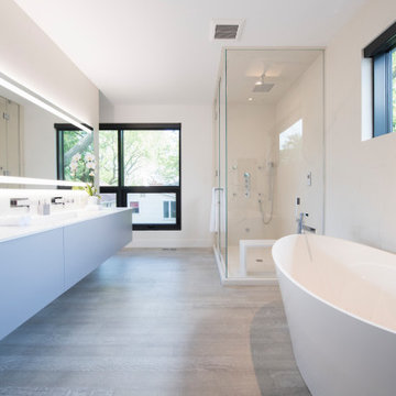 The Lakebreeze // 104 Burnet Street, Oakville