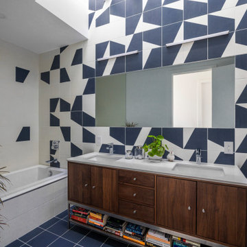 Williamsburg Townhouse - Master Bathroom