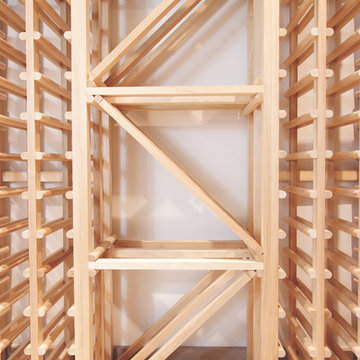 Bar & Wine Cellar