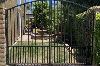 Example of an exterior home design in Orange County