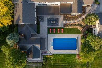 Minimalist exterior home photo in Cleveland