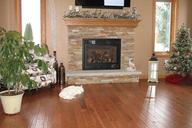 Inspiration for a timeless sunroom remodel in Cedar Rapids