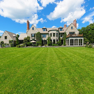 Grey Stone Manor