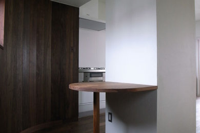 Example of a minimalist kitchen design in Tokyo