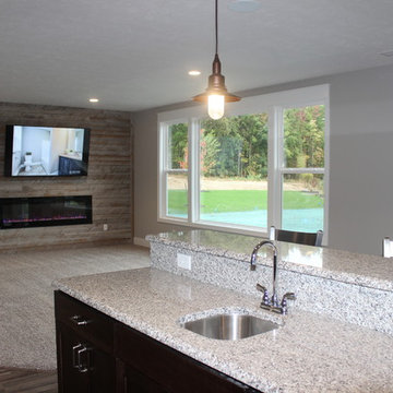 Home Bars, Bonus Rooms & Features