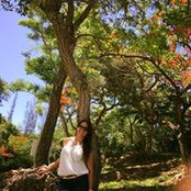 Mayra Velezs foto
